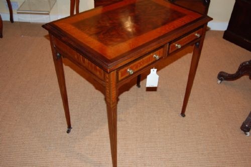 OCCASIONAL SIDE TABLE - ADDITIONAL PHOTO 3