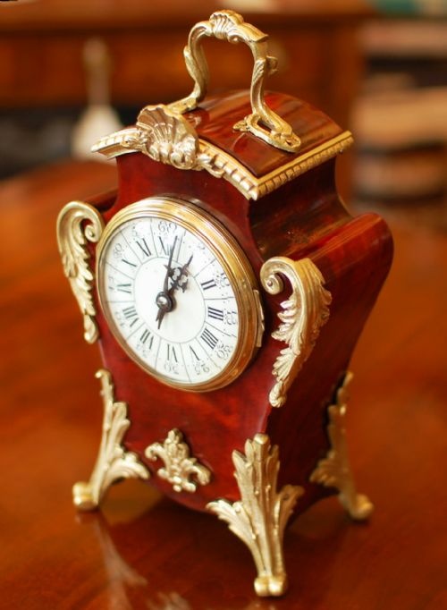 MAPLE CO LTD ORMOLU RED SHELL MANTEL CLOCK - ADDITIONAL PHOTO 2