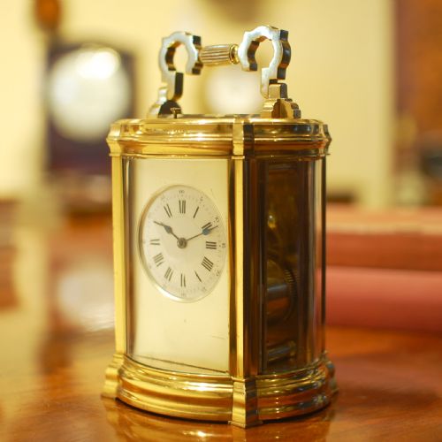VERY UNUSUAL OVAL REPEATING CARRIAGE CLOCK - ADDITIONAL PHOTO 4