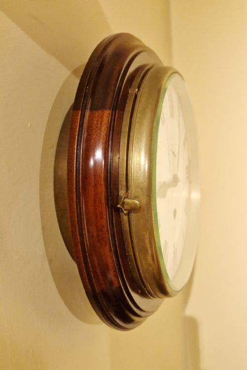 SMALL WALL CLOCK - ADDITIONAL PHOTO 2