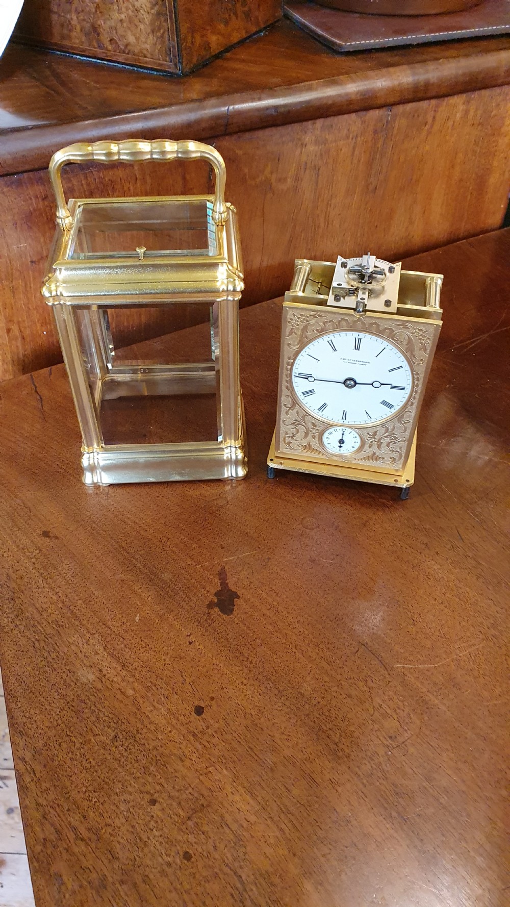 Carriage clock with Sonnerie  View V