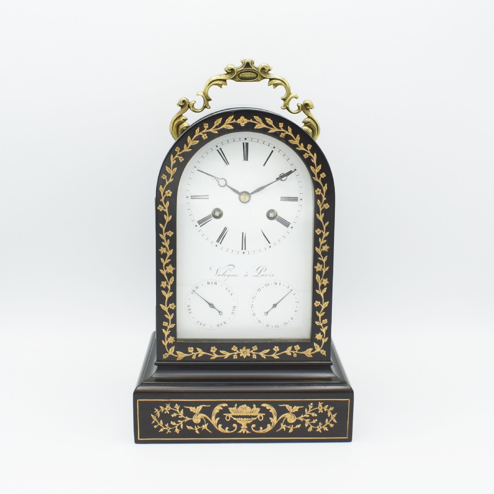 Valogne a Paris Mantel clock
