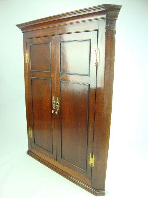 Antique Georgian Corner Cupboard
