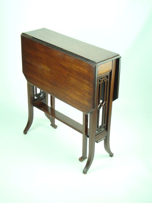 Small Antique Edwardian Mahogany Sutherland Table