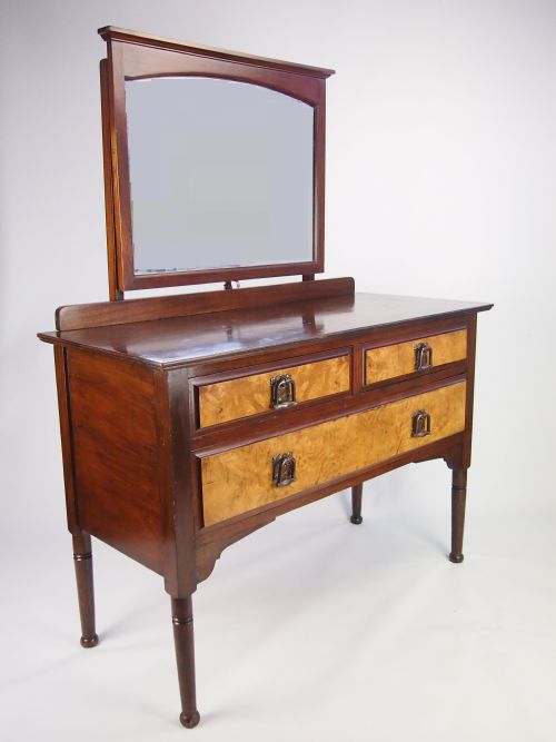 fig 1. Edwardian Mirror Back Dressing Table