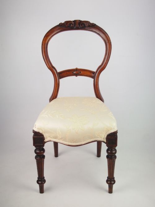 Antique Victorian Mahogany Balloon Back Chair