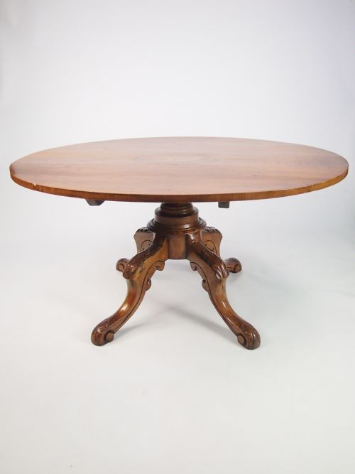 fig 1. Large Oval Coffee Table with Victorian Top and Base