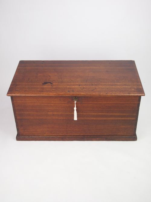 fig 1. Antique Georgian Oak Blanket Box / Coffee Table
