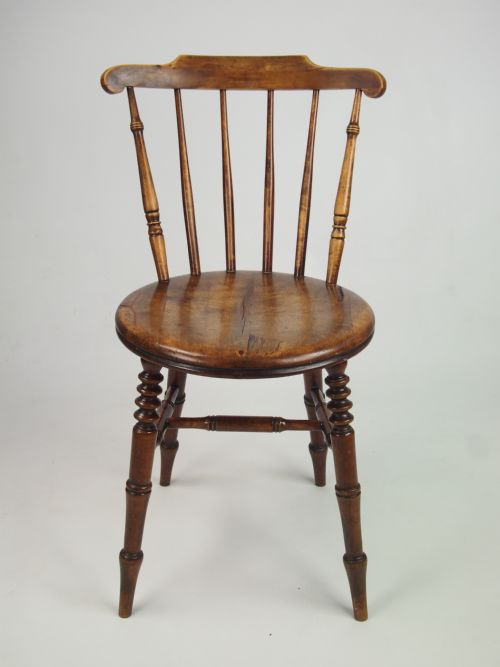 fig 1. Set 4 Antique Pine Kitchen Chairs