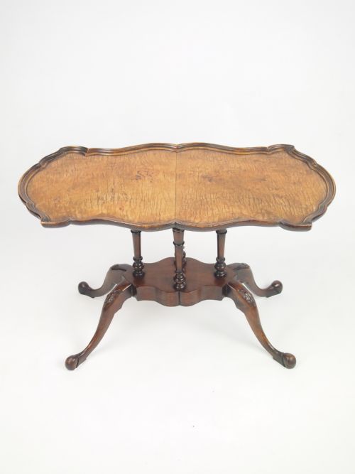 Walnut Occasional Table / Coffe Table / Lamp Table