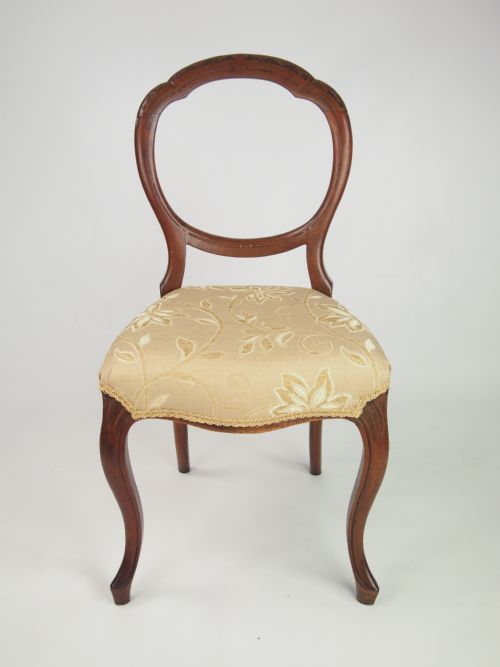 Antique Victorian Walnut Balloon Back Chair