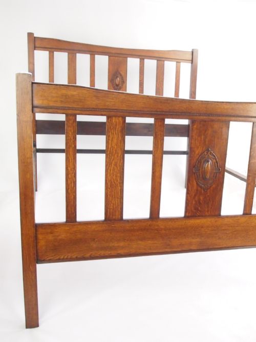 fig 1. Vintage 1930s Oak Double Bed