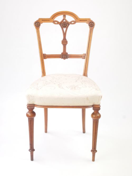 fig 1. Set 4 Antique Victorian Walnut Balloon Back Chairs