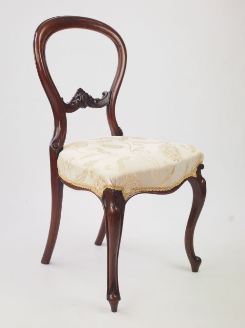 fig 1. Victorian Balloon Back Mahogany Chair / Hall Chair / Desk Chair