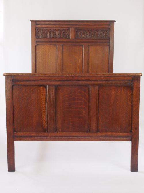 Large Single Panelled Oak Bed