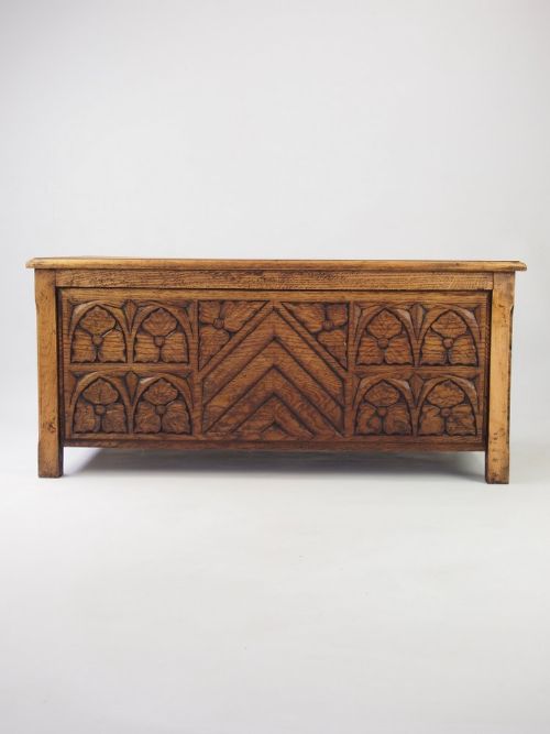 Vintage Oak Blanket Chest / Coffer