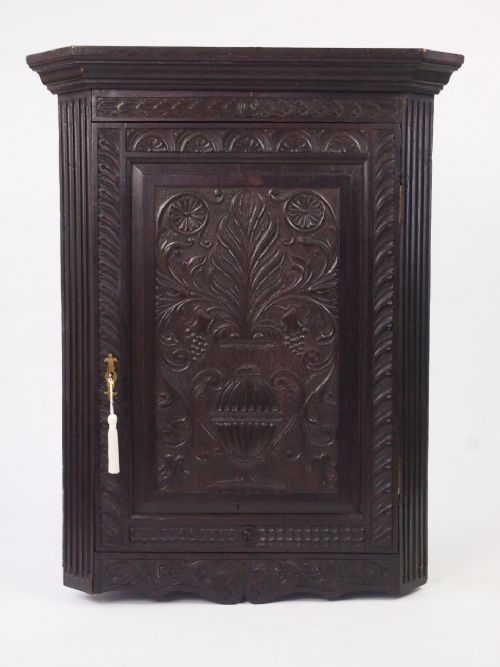 Georgian Oak Corner Cupboard with Later Carving / Hanging Cabinet