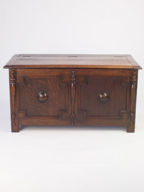 Vintage Oak Blanket Chest / Coffer