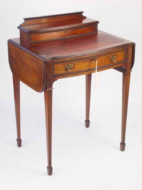Small Antique Mahogany Ladys Writing Desk / Davenport