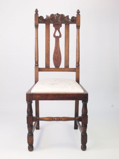 fig 1. Set 4 Oak Dining Chairs