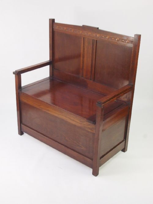 Small Art Deco Oak Box Settle