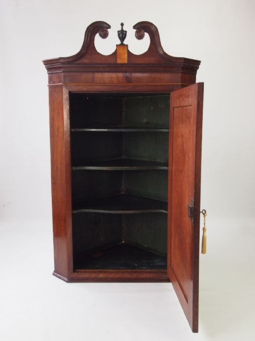 fig 1. Georgian Mahogany Hanging Corner Cupboard