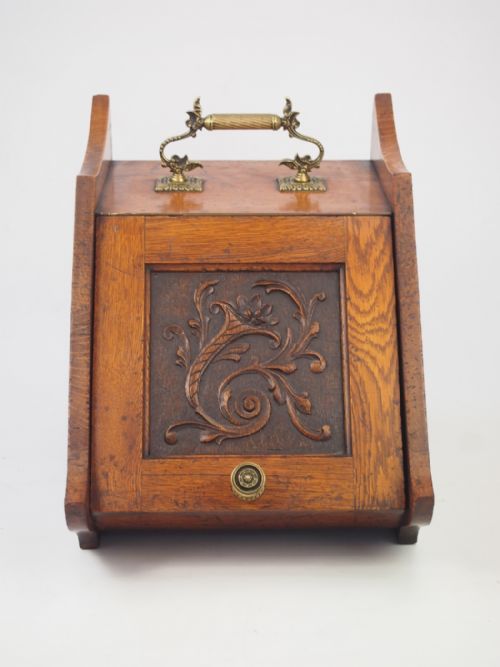 Antique Edwardian Oak Coal Scuttle Log Bin