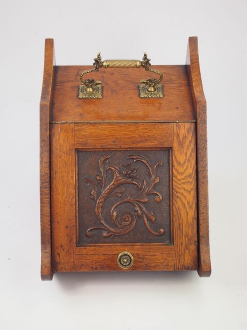 fig 1. Antique Edwardian Oak Coal Scuttle Log Bin