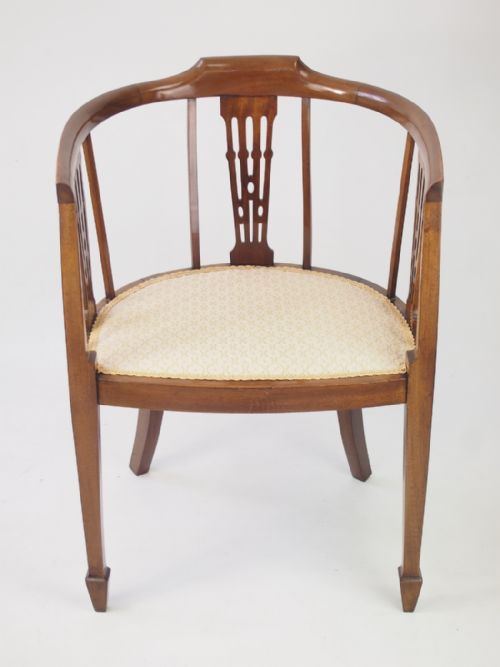 Antique Edwardian Mahogany Tub Chair