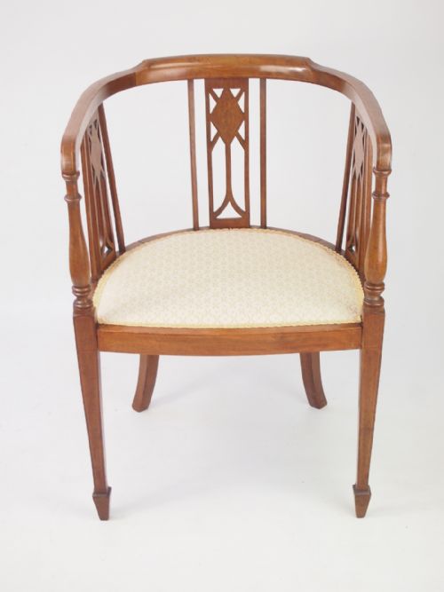 Antique Edwardian Mahogany Tub Chair