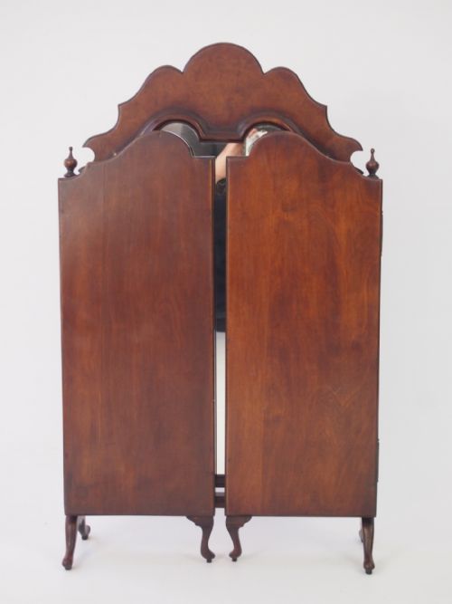 fig 1. Walnut Triple Folding Dressing Table Mirror