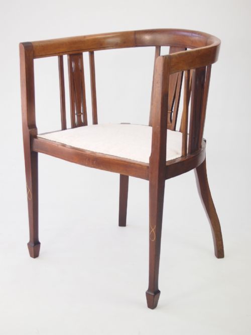 fig 1. Edwardian Mahogany Tub Chair