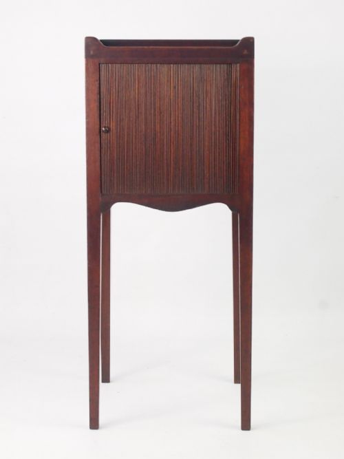 Antique Georgian Mahogany Bedside Cabinet