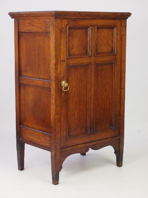 Small Antique Edwardian Oak Cupboard