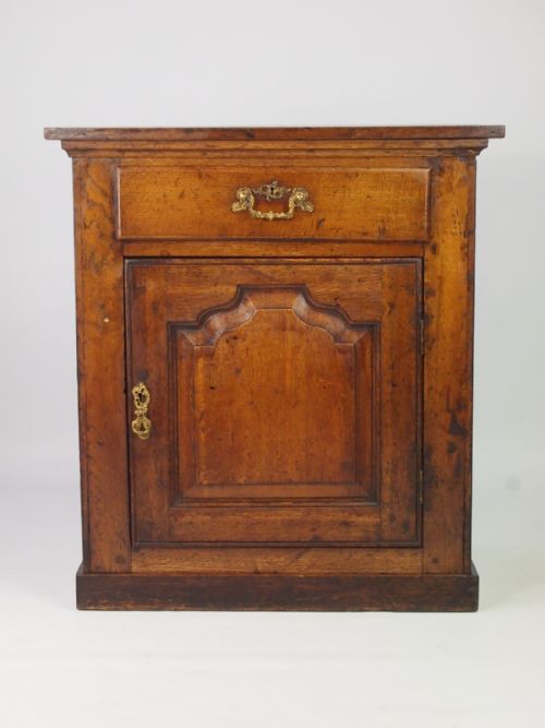 Oak Side Cabinet with Drawer