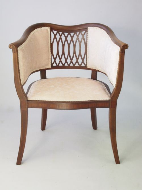 Antique Edwardian Mahogany Tub Chair