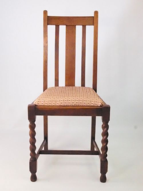 fig 1. Set 4 Oak Dining Chairs