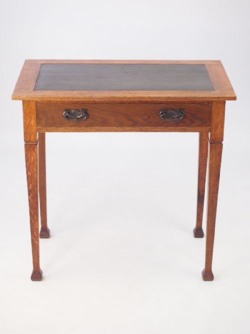 fig 1. Small Edwardian Arts & Crafts Oak Desk