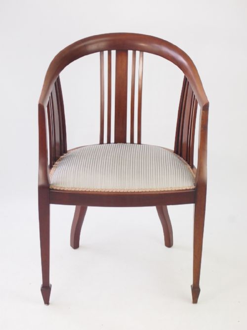 Edwardian Mahogany Tub Chair