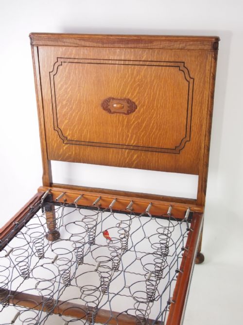 fig 2. Pair of Single Oak Beds with Bases