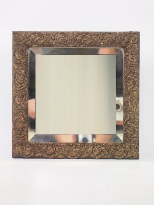 fig 1. Small Victorian Gilt Frame Mirror