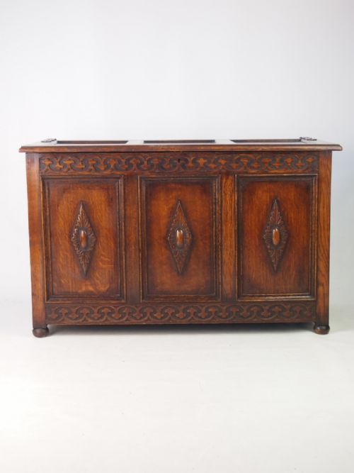 fig 1. Edwardian Oak Blanket Chest or Coffer