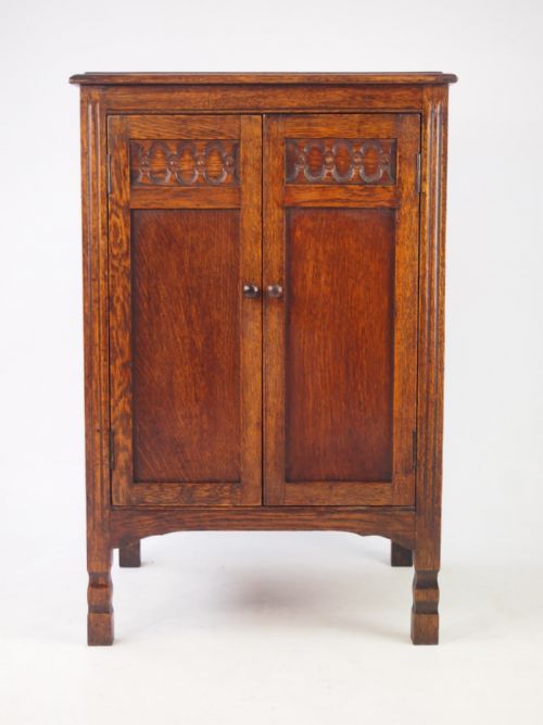 Small Oak Cupboard or Music Cabinet