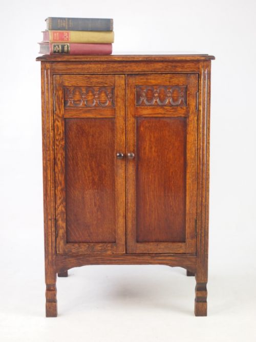 fig 1. Small Oak Cupboard or Music Cabinet