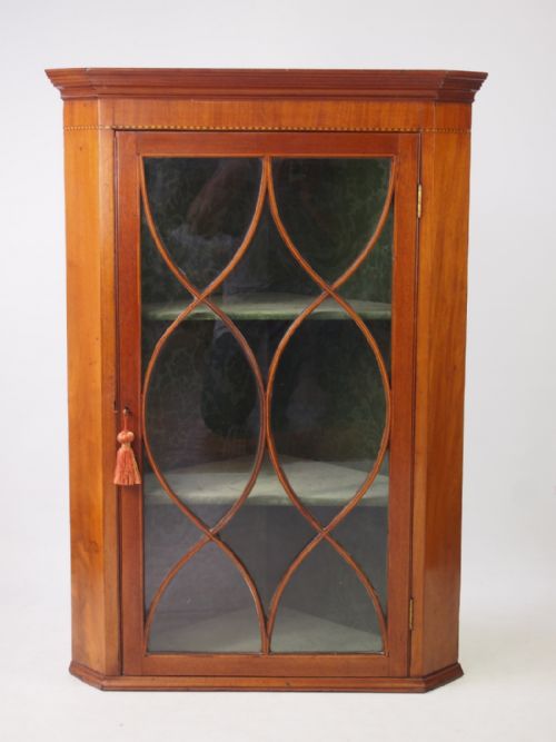 Antique Georgian Mahogany Corner Cabinet