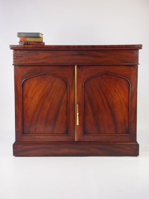 Victorian Mahogany Chiffonier Sideboard