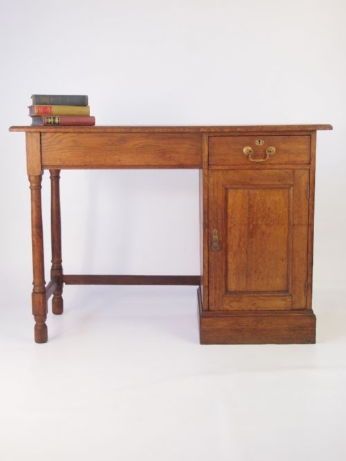 fig 1. Small Edwardian Oak Desk