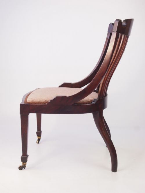 fig 2. Victorian Mahogany Tub Dressing Table Chair