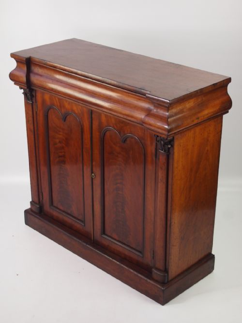 fig 1. Small Victorian Mahogany Chiffonier 