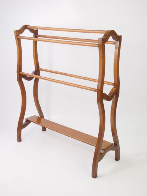 Edwardian Arts & Crafts Oak Towel Rail